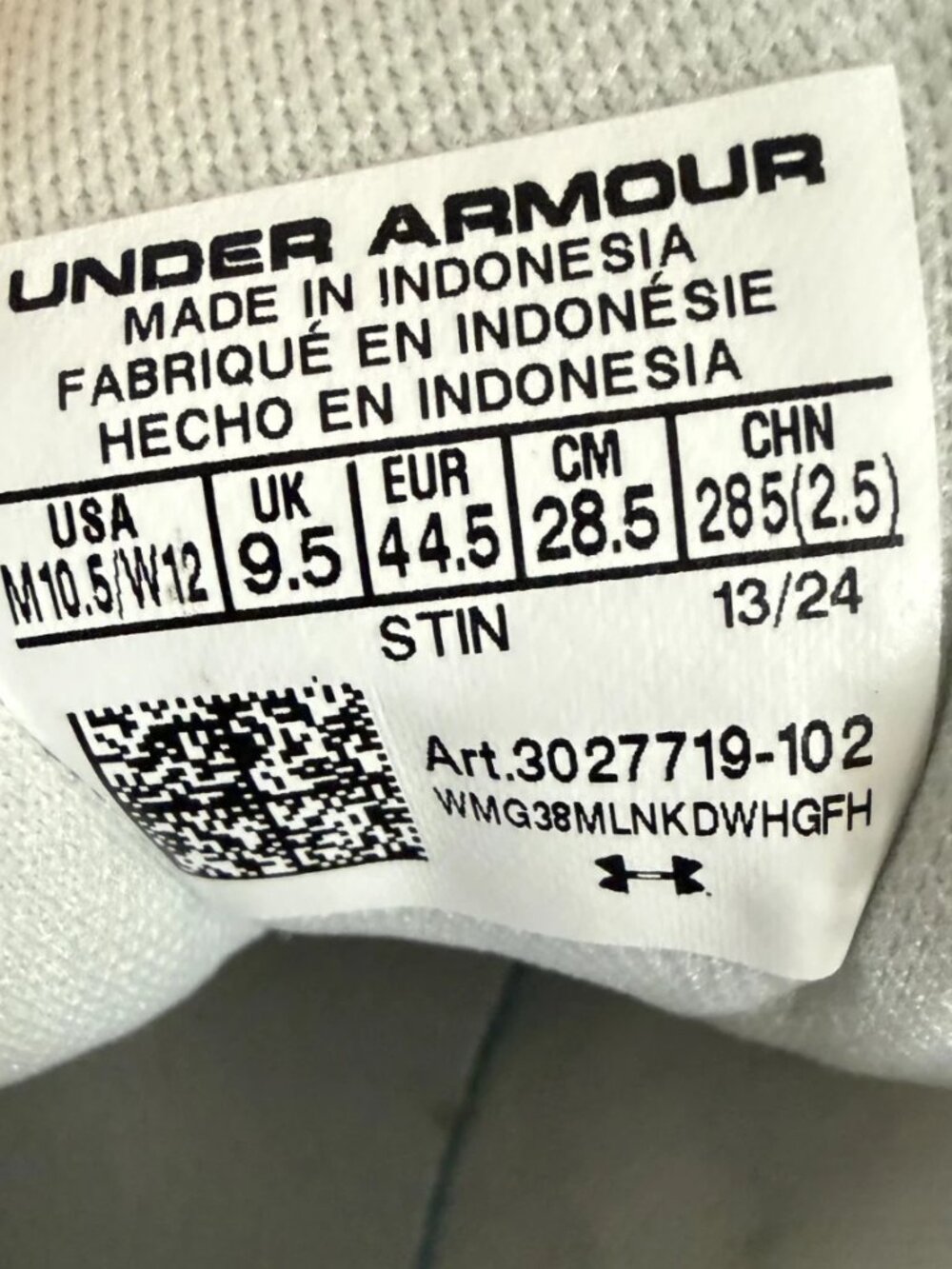 Under Armour Forge 96 Reissue Chunky White Beta Navy Sneakers Men 10.5 Women 12 - Picture 11 of 13